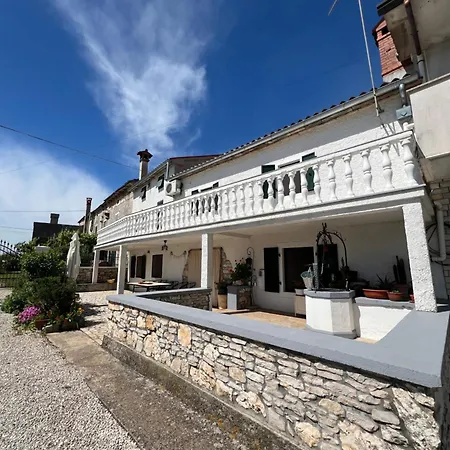 Casa Irma Gasthuis 3*